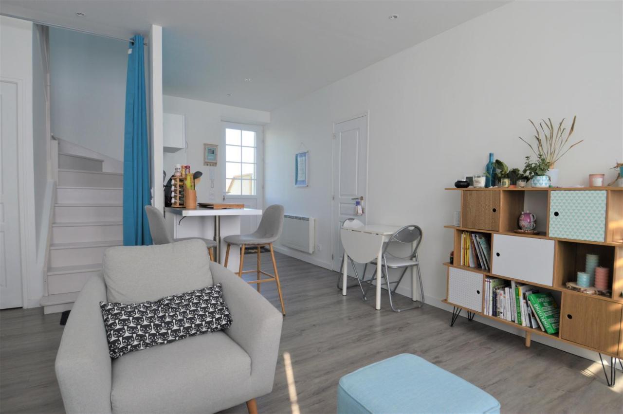 Appartement moderne avec terrasse à 500m de la mer Courseulles-sur-Mer Eksteriør bilde